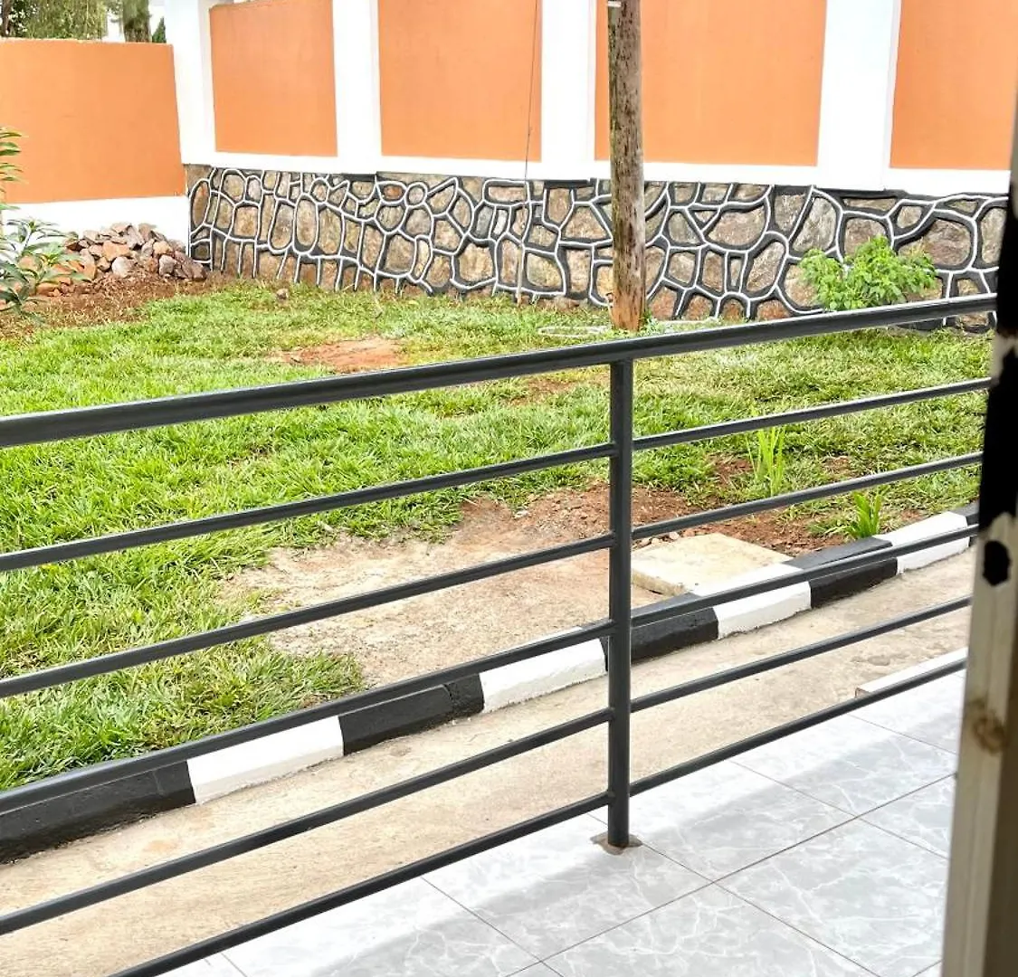 Spacious City Home Kampala 0*,